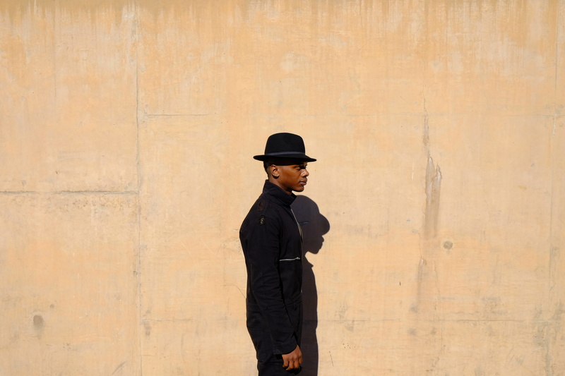old-fashioned, looking, confidence, retro Styled, street, one Person, standing, elegance, lifestyles, fashion, people, building, fashionable, minimalist