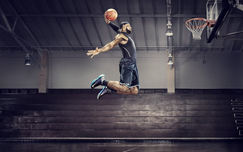 Basketball, one person, mid-air, lebron james, nike, nba, arms raised, casual clothing, lifestyles, men, skill, human arm, architecture, jumping, 1080P