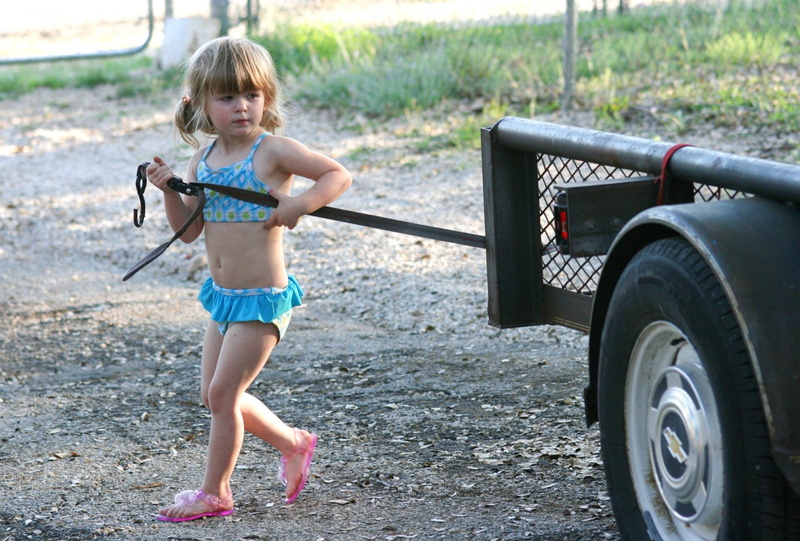 shorts, girls, people, front view, transportation, offspring, Working Girl, hairstyle, females, childhood, summer vacation, standing, summer job, day, Girl