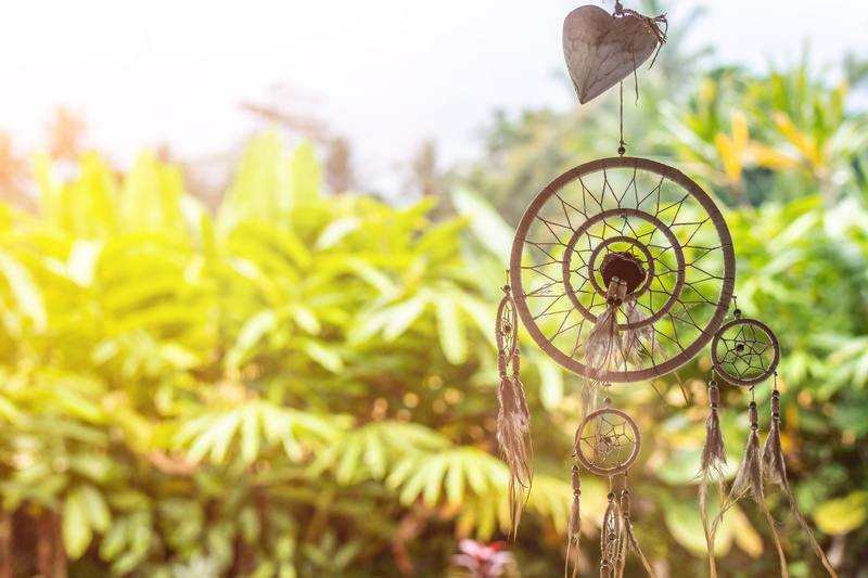 handmade, homemade, photo, nature, symbol, outdoors, backgrounds, dreamcatcher, cultures, catcher, yellow, wind, bokeh, wooden, craft, 5K, dream, white