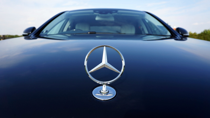 photo, emblem, mercedes, retro styled, close-up, single object, car, sky, 4K, windshield, automotive, bonnet, transport, Mercedes-Benz, glass - material