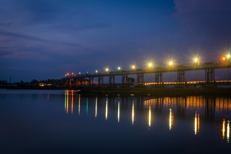 water, blue, light, waterfront, cloud - sky, nature, yellow, reflect, picture, road, glowing, 5K, dusk, reflection, perfect, black, transportation, sky