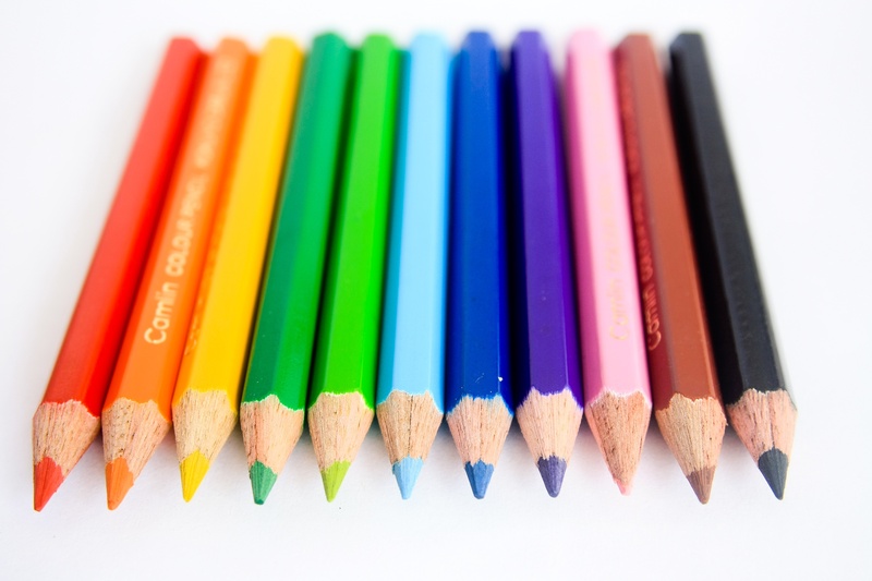 colors, selective, yellow, pencil, still life, 2K, red, studio shot, photography, close-up, black, side by side, no people, wood - Material, focus, indoors