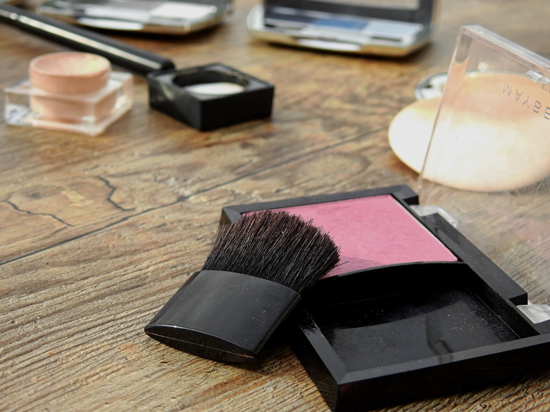 case, day, wireless technology, personal accessory, equipment, pink, cosmetics, rouge, preparation, color, pressed, powder, high angle view, makeup, no people