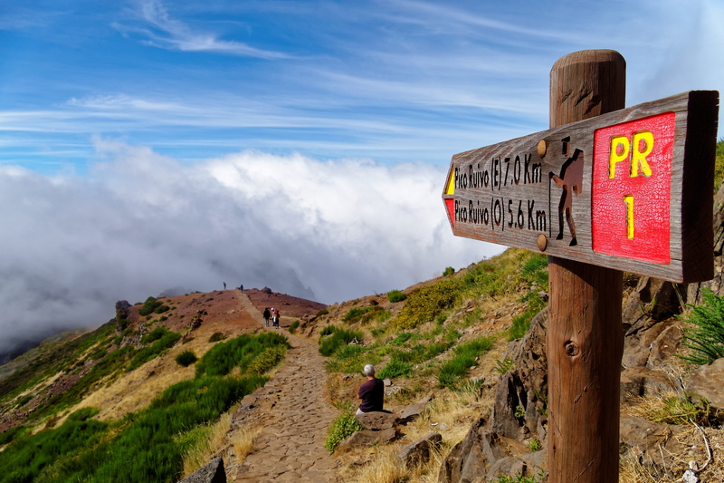 guidance, hiking, scenics - nature, communication, sky, madeira, beauty in nature, western script, tranquil scene, mountain hiking, 4K, nature, information sign