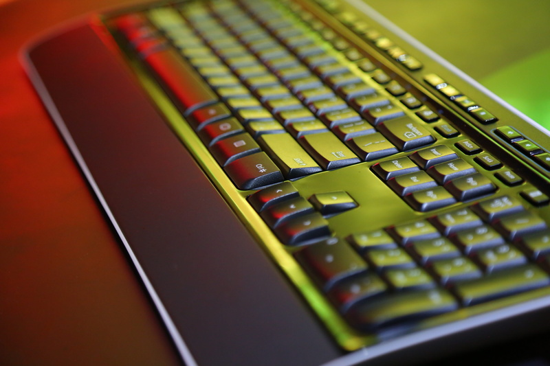 5K, computer keyboard, multi colored, desktop pc, letter, keyboard, selective focus, keypad, internet, abstract, computer part, connection, business finance and industry