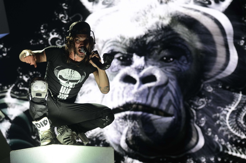 mammal, rock band, monochrome, representation, wear, singer, indoors, outfit, ape, focus on foreground, adult, musician, day, festival, 4K, man, creativity