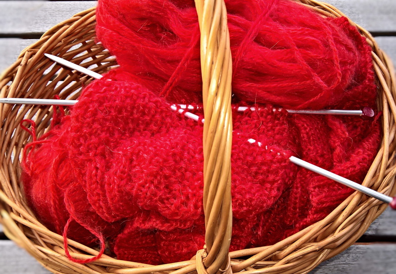 craft, indoors, hobby, knit, 2K, leisure activity, red, still life, container, wicker, material, creativity, make your own, food and drink, food, ball of wool