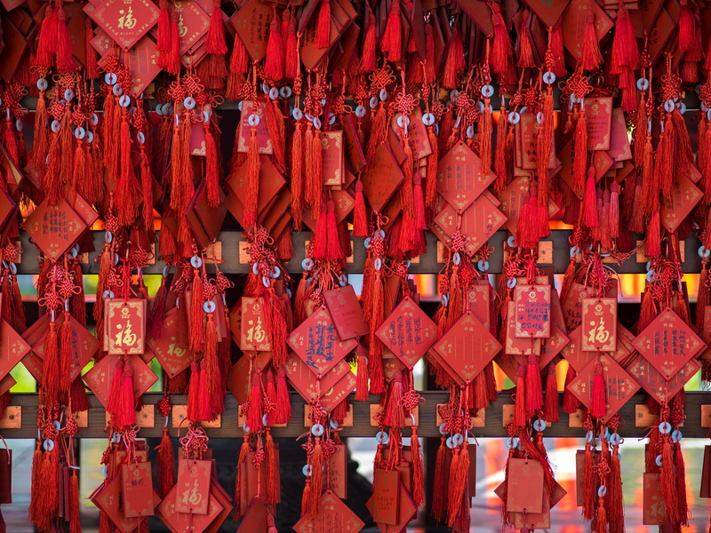 style, day, shrine, place of worship, aspirations, hanging, chinese new year, large group of objects, traditional, chinese lantern, tassel, no people, festival