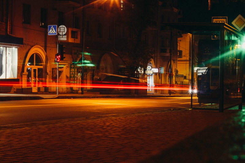arkhitektora beketova, street, built structure, fast, city street, kharkiv, transportation, blurred motion, light, ukraine, nightlife, 4K, speed, architecture