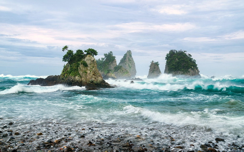 rock formation, Blue, rock - object, power in nature, Wave, Rock, land, sport, stack rock, nature, motion, Sea, Ocean, turquoise colored, Earth, beauty in nature
