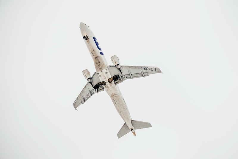 motion, no people, on the move, military airplane, vehicle, mode of transportation, sky, 4K, mid-air, trip, day, flight, technology, military, outdoors