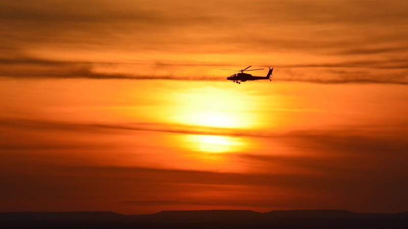 military aircraft military aircraft helicopters boeing apache ah 64d sunset, 2K