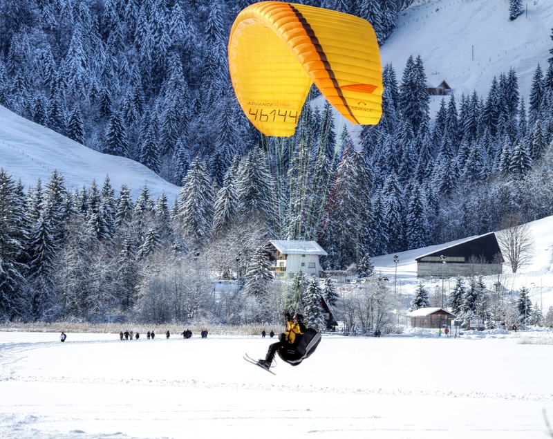 mountain, switzerland, fly, white color, yellow, outdoors, mountains, pull up, floating sailing, person, 4K, covering, cold temperature, real people, snow