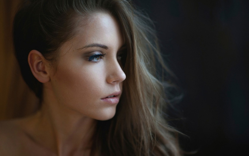auburn hair, Ksenia Kokoreva, 720P, women, long hair, portrait, looking away, face, Maxim Maksimov, open mouth, bare shoulders, Maxim Maximov