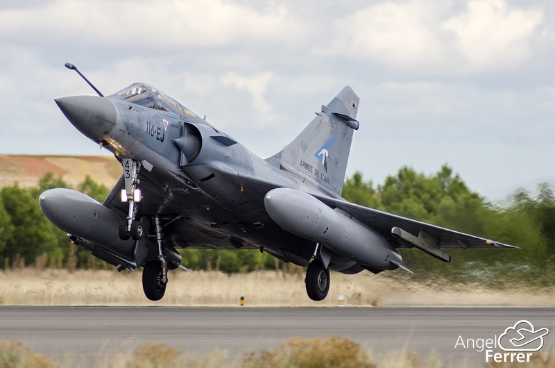 dassault, 2000, military, french, jet, aircraft, attack, mirage, 720P, army, fighter