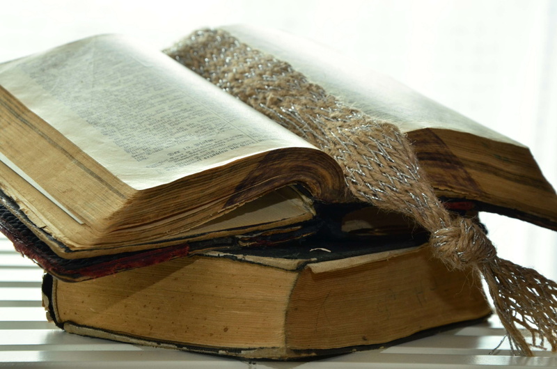 4K, paper, old, hardcover book, education, close-up, bible, old bible, edges, antique, learning, read, tassel, no people, table, focus on foreground, holy
