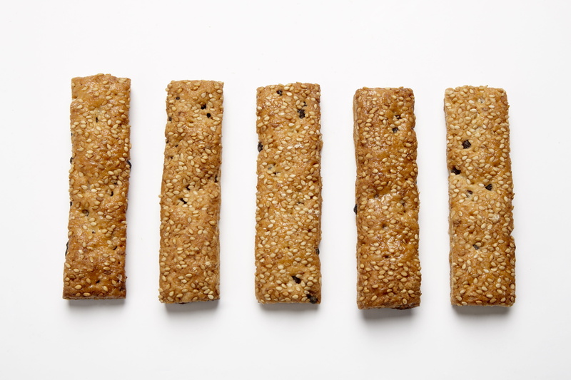 group, oatmeal, indoors, snack, close-up, baked, cut out, no people, breakfast, dessert, seed, sweet, sugar, food, protein bar, cereal plant, food and drink