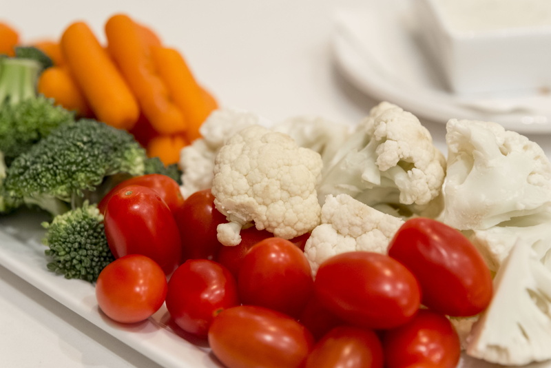 freshness, nutrition, organic, chopped, broccolis, choice, raw food, tomato, food, plate, healthy, vegetable, wellbeing, cauliflower, healthy eating, appetizer