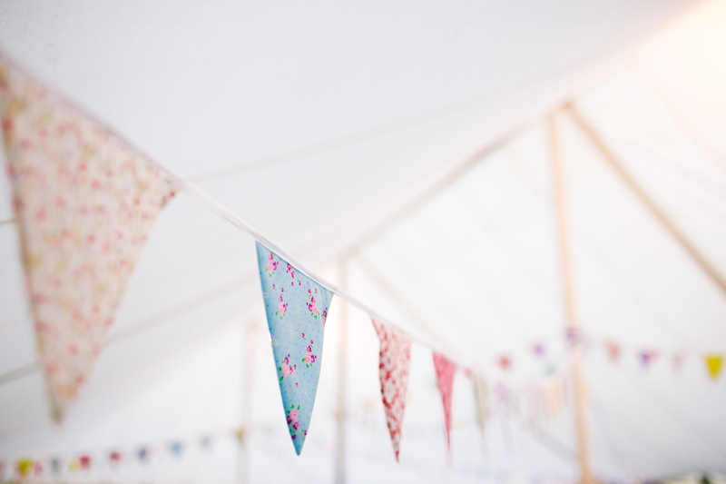 assorted, cloth, in a row, close-up, group of objects, decoration, photo, triangle, emotion, 5K, low angle view, multi colored, flag, celebration, pattern