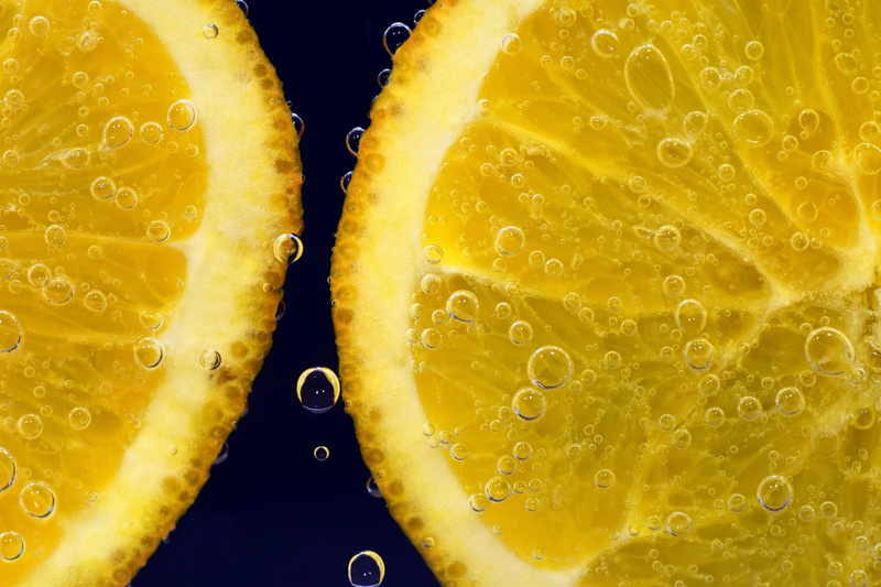 citrus fruit, ripe, underwater, orange in water, lemon, healthy eating, juicy, fruity, frisch, two, food, orange, macro, healthy, bubble, air bubbles, juice