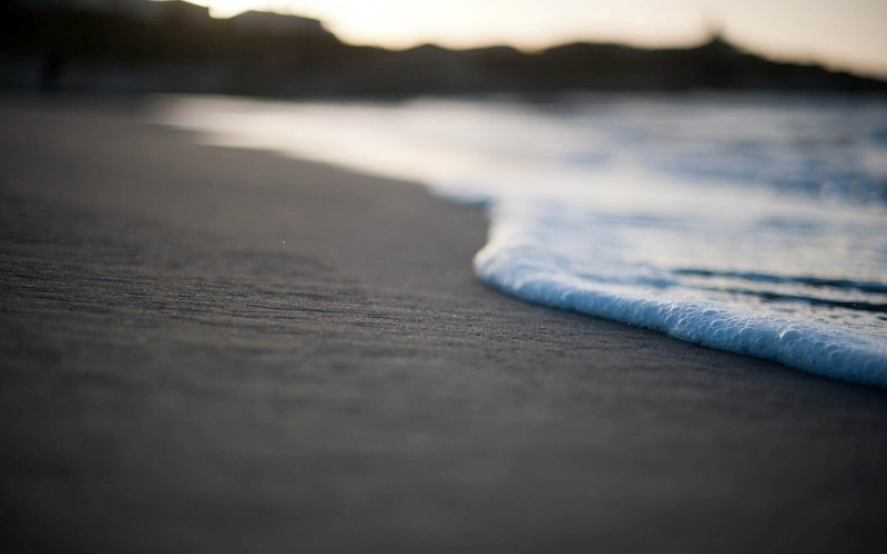 wood, blue, pattern, water, land, gray, sea, single object, beach, selective focus, nature, day, outdoors, 720P, surface level, textile, sport, textured