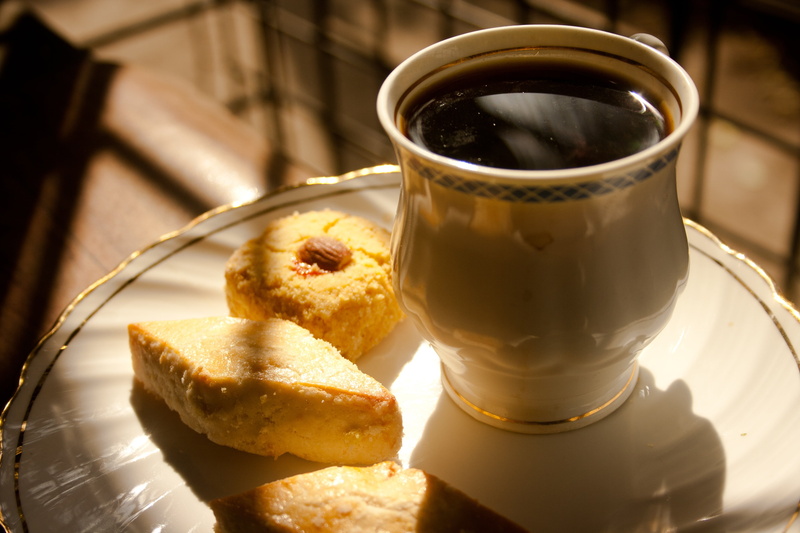close-up, flavor, beside, sweet, caffeine, coffee, espresso, indulgence, roasted, cup, freshness, table, biscuits, temptation, indian food, cafe, refreshment