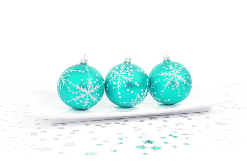 turquoise colored, copy space, white, indoors, holiday - event, decoration, ceramic, ball, christmas ornament, holiday, celebration, aqua, 5K, studio shot