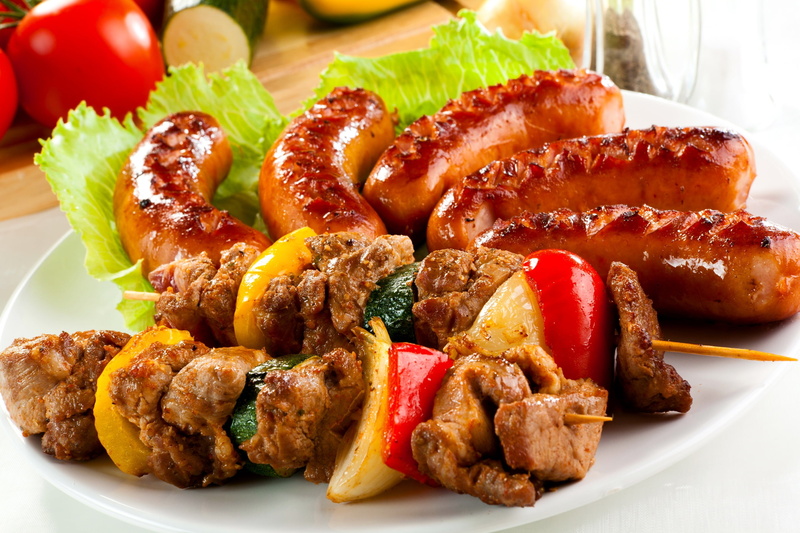 indoors, skewer, cooked, kebab, meat, dinner, sausage, wellbeing, kebabs, salad, healthy eating, close-up, barbecue Grill, table, sausages, onion, lunch