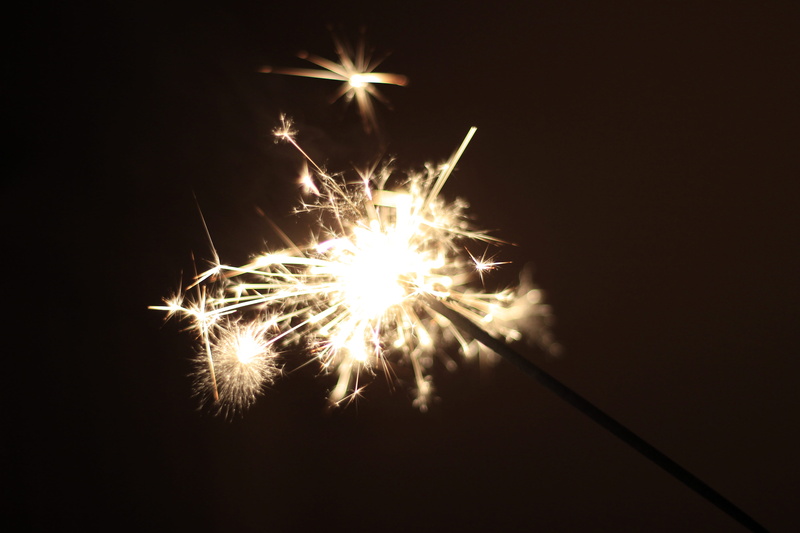 celebration, light, sparks, arts culture and entertainment, flame, event, glowing, fire, firework display, photo, sparkler, no people, newyear, 5K, long exposure