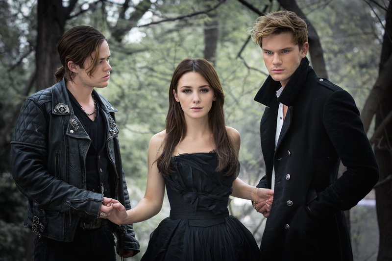 black, girl, Harrison Gilbertson, guys, jacket, look, 2K, Addison Timlin, Fall, Jeremy Irvine, dress