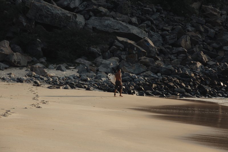 near, rock formation, outdoors, solid, sea, rock, land, wq, wsl, water, surf, real people, man, day, person, leisure activity, beauty in nature, standing