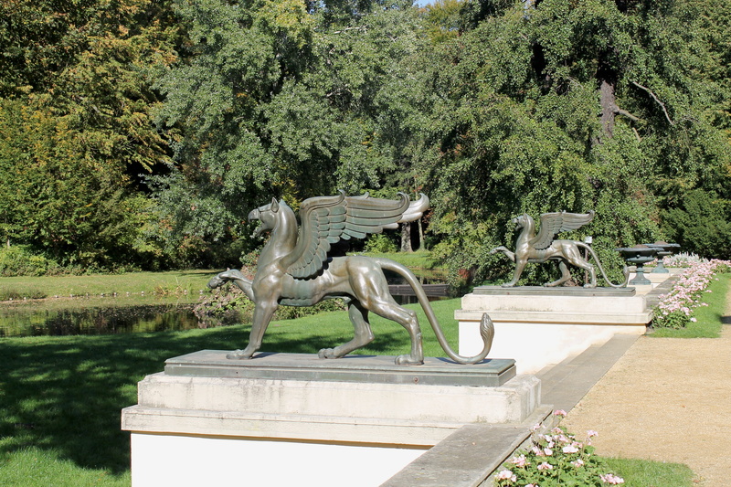 mythical creatures, green color, growth, human representation, fürst-pückler-park, day, plant, creativity, griffin, 4K, sunlight, branitz, outdoors, representation
