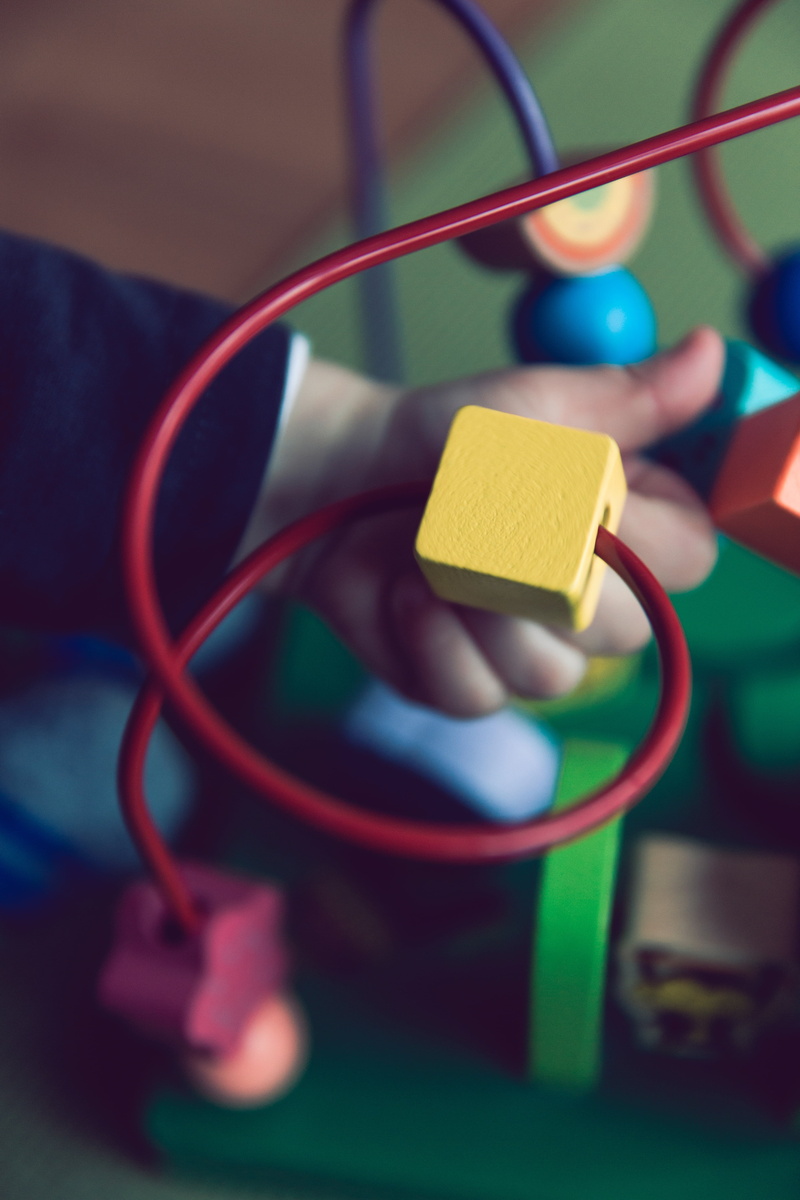 kid, fuel and power generation, people, cable, electrical equipment, child, art, selective focus, puzzle, wire, electronics industry, communication, yellow