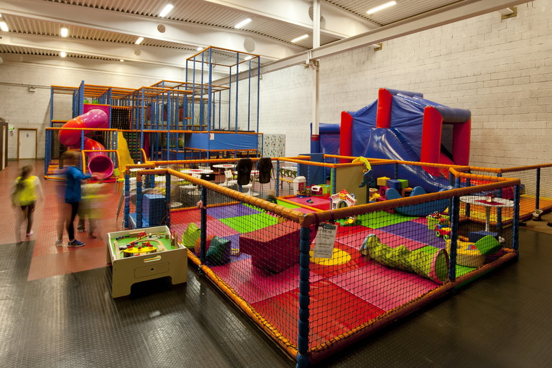 gym, one person, relaxation, manufacturing equipment, 2K, industry, industrial building, built structure, training, machinery, adult, equipment, building