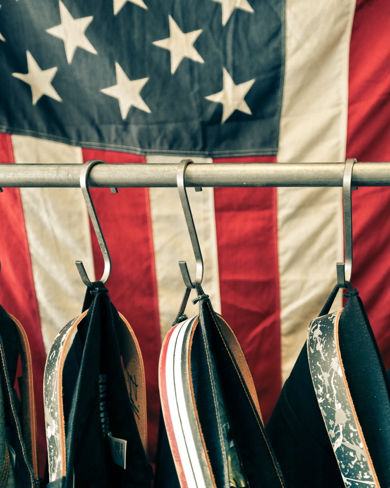 emblem, purse, cushion, clothing, focus on foreground, bag, hanging, 4K, flag, outdoors, textile, united states, star shape, pattern, saint charles, national icon