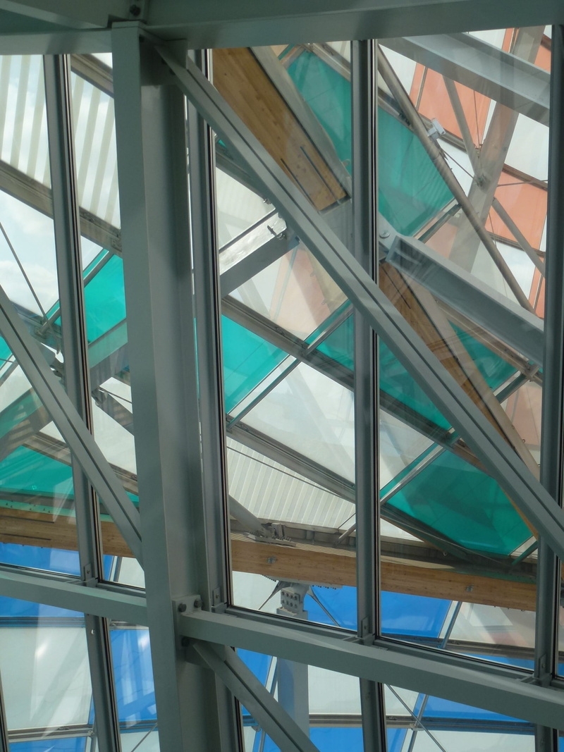 low angle view, artist, 2K, ceiling, observatory of light, roof, frank gehry, built structure, colourful, steel, Geometric, full frame, directly below