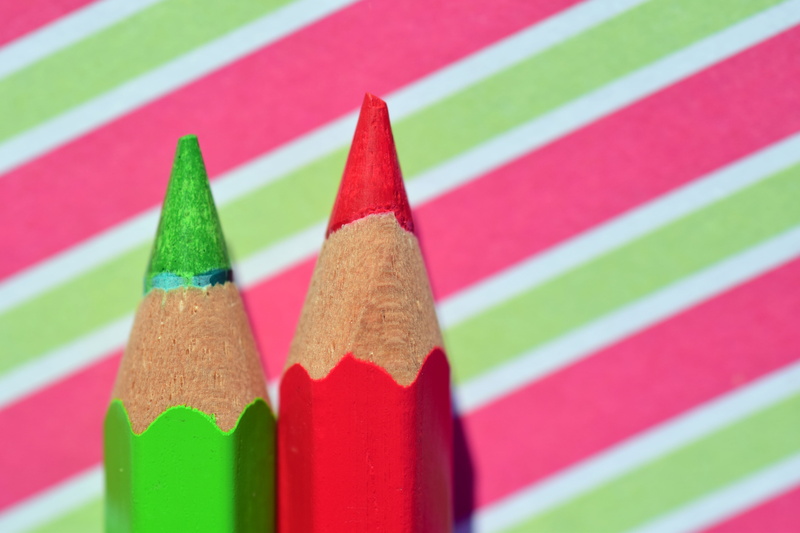pencil, red, studio shot, blue, color Image, colorful, crayon, draw, close, green, wood - Material, art and craft, pens, education, color, equipment, colour pencils