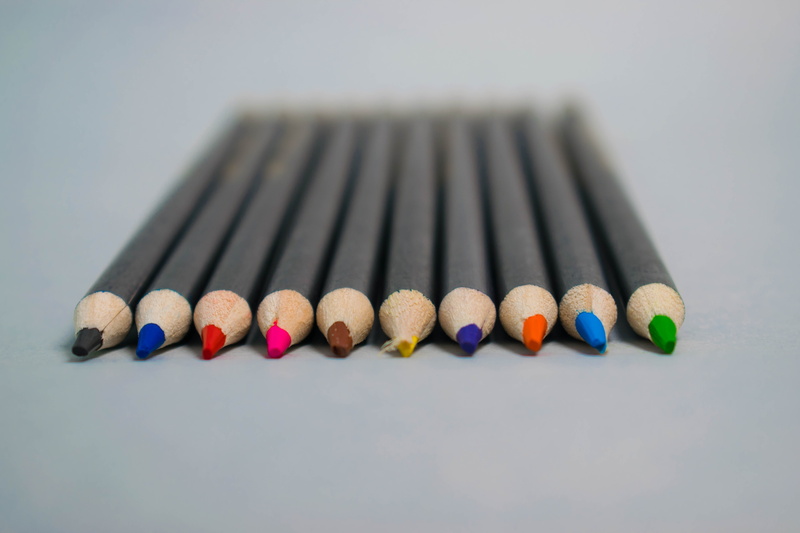 studio, art and craft equipment, colored pencil, paint, still life, crayons, order, indoors, choice, 5K, pencil, in a row, large group of objects, writing instrument