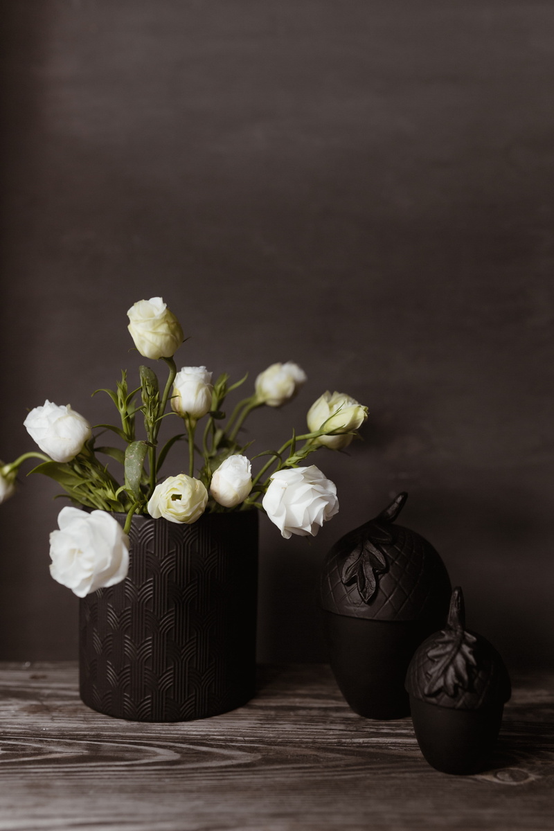 vase, inflorescence, white pumpkin, bunch of flowers, beauty in nature, indoors, home, 5K, pumpkin, flowers, flowering plant, flower head, freshness, petal
