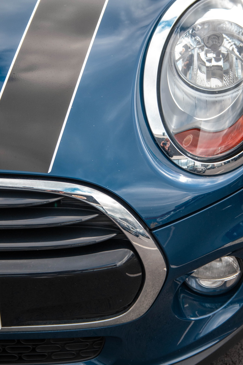 close-up, reptile, human, trademark, luxury, metal, alloy, tire, motor vehicle, high angle view, chrome, 5K, transportation, full frame, animal, backgrounds