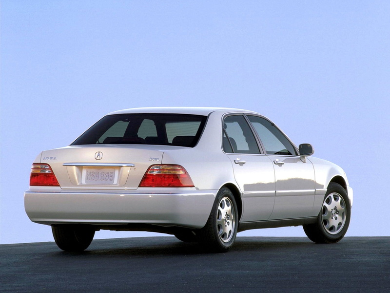 sedan, day, rear view, old, white color, silver colored, 720P, front View, engine, blue, stationary, vintage car, chrome, silver, rl, clear sky, speed