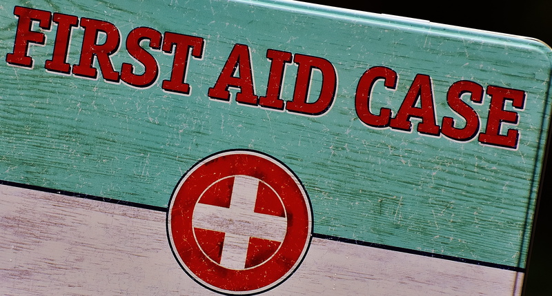 metal cans, tin can, metal, red, emergency, day, 4K, communication, information sign, first aid, medicine chest, healthcare and medicine, information