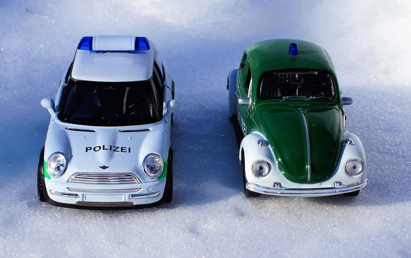 green color, nature, protection, model car, land vehicle, blue, outdoors, car, blue light, day, 2K, mini, vehicle, police usage, toys, safety, close-up